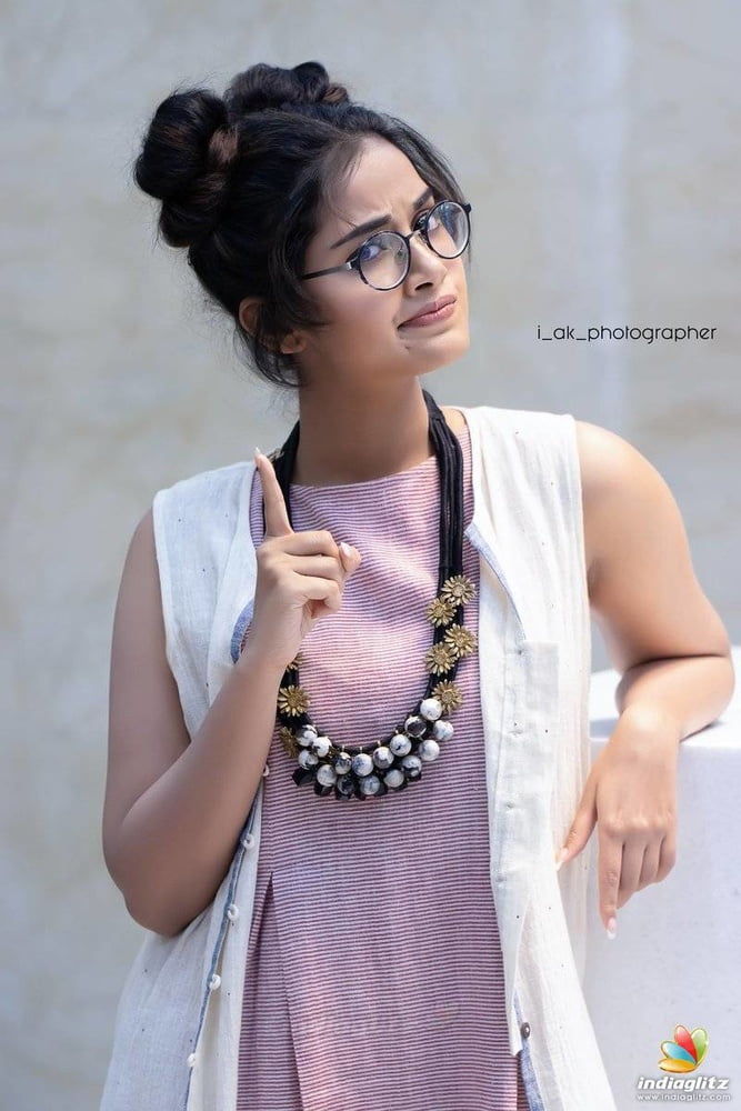 Anupama Parameshwaran #90157534