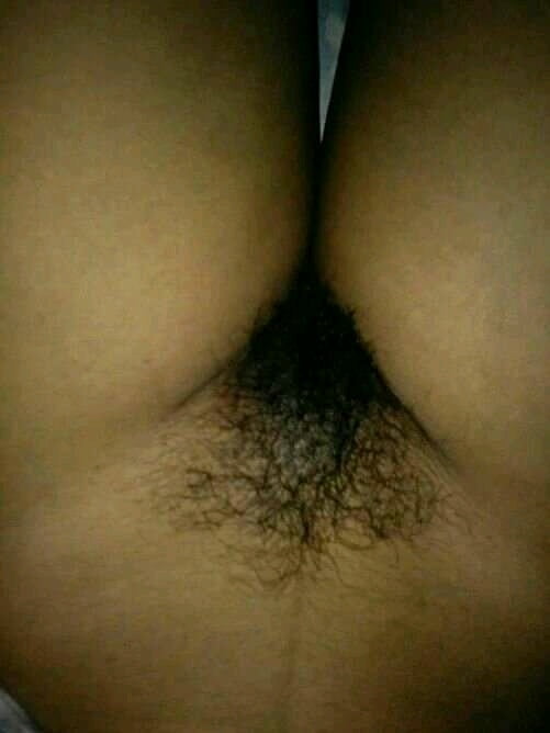 Chica desnuda
 #94051888