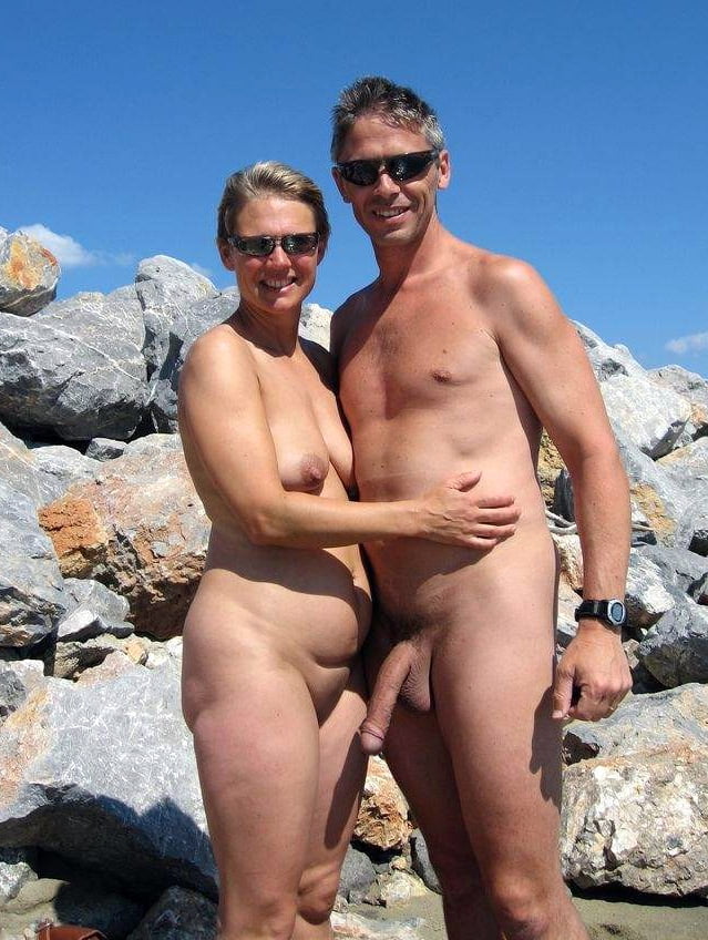 Couples sexy nus !
 #91176828