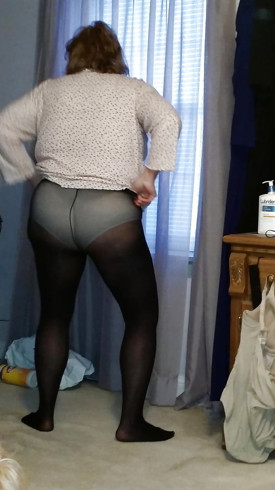 Big Knickers and Tights 18 #94199713