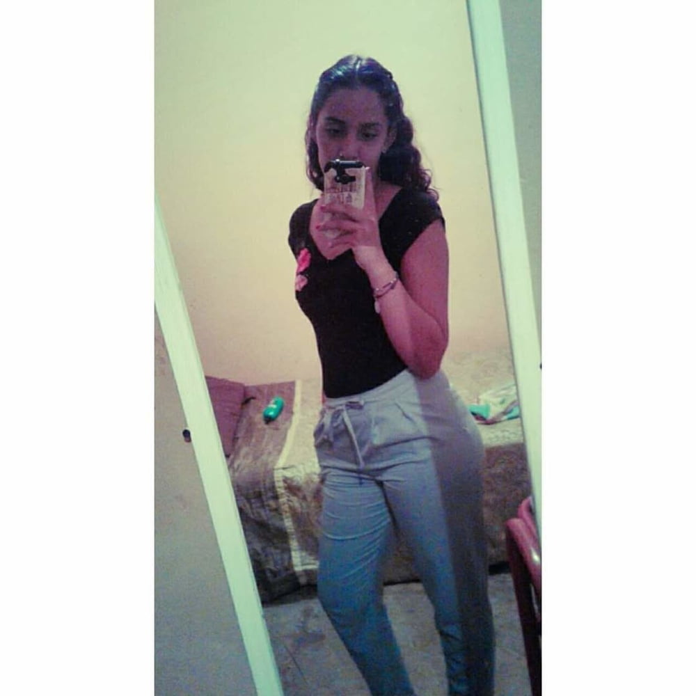 Casandra rica putita
 #87359818