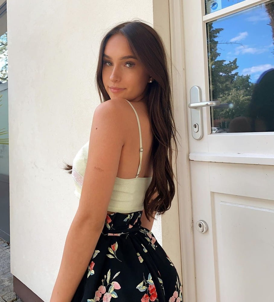 Influencer-perra 5
 #91517046