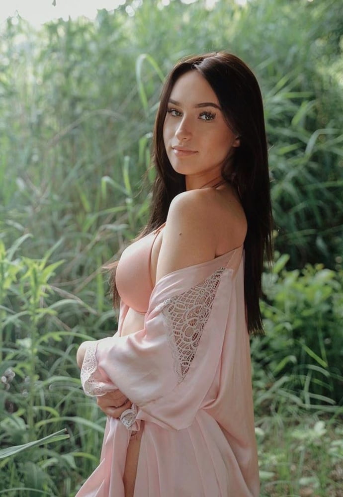 Influencer-perra 5
 #91517051