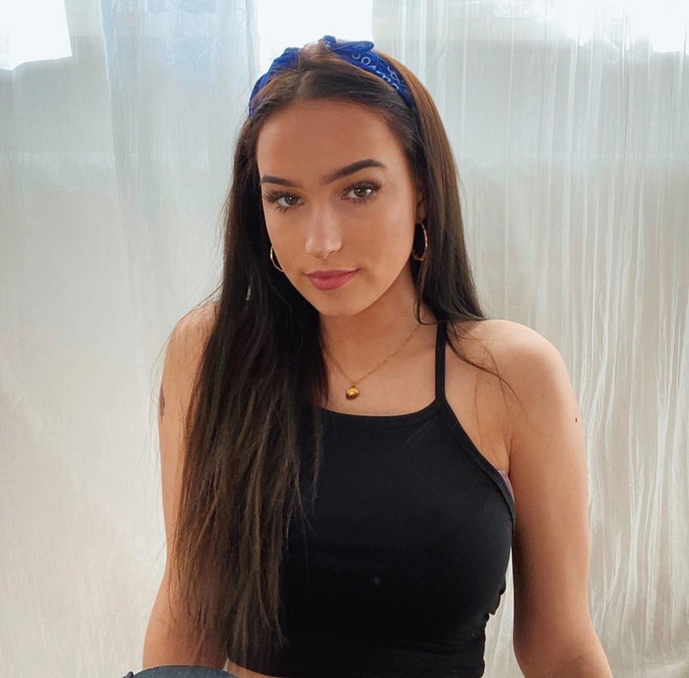 Influencer-perra 5
 #91517058