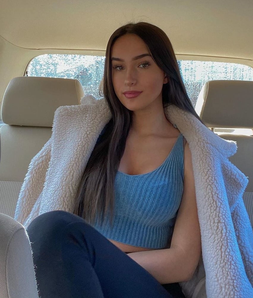 Influencer-perra 5
 #91517065