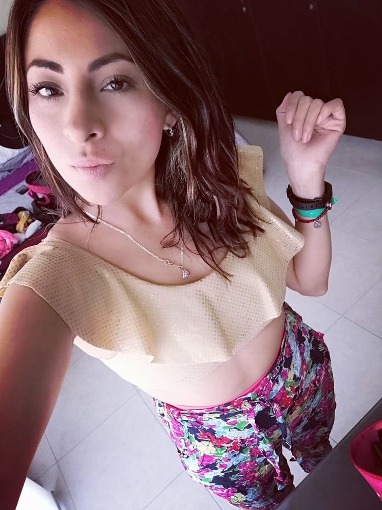 デシ・ホット
 #105772500