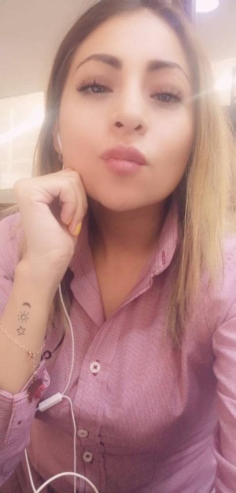 デシ・ホット
 #105772509