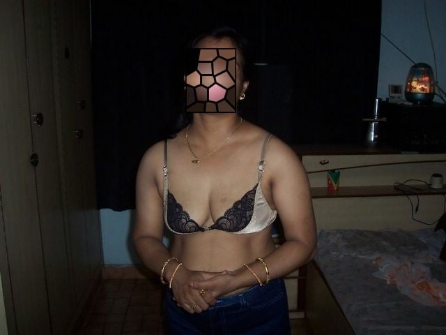 Indian Aunty 21 #79762014