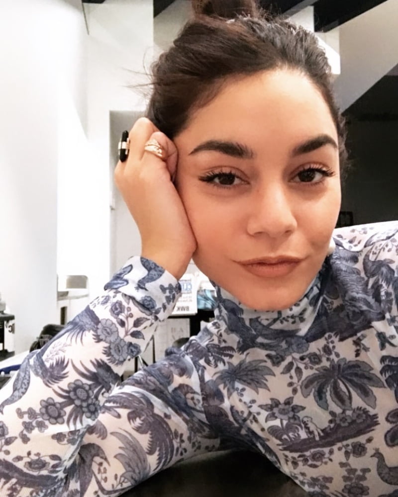 Vanassa Hudgens #90283411