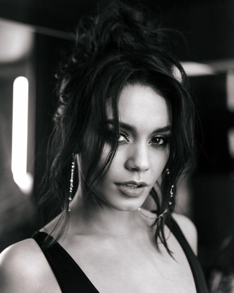 Vanassa Hudgens #90283489