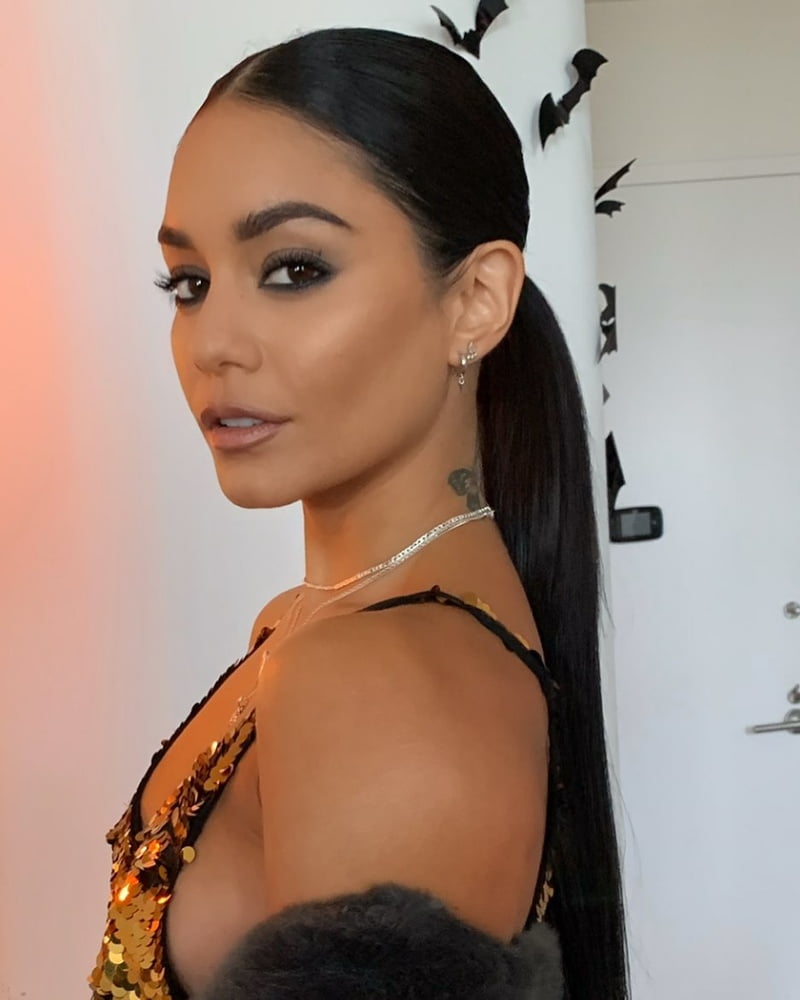Vanassa Hudgens #90283599