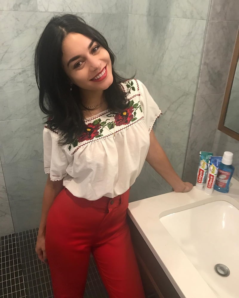 Vanassa Hudgens #90283652