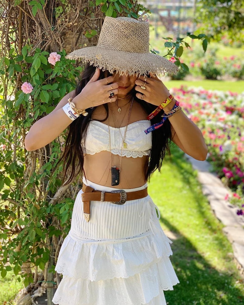 Vanassa Hudgens #90283726