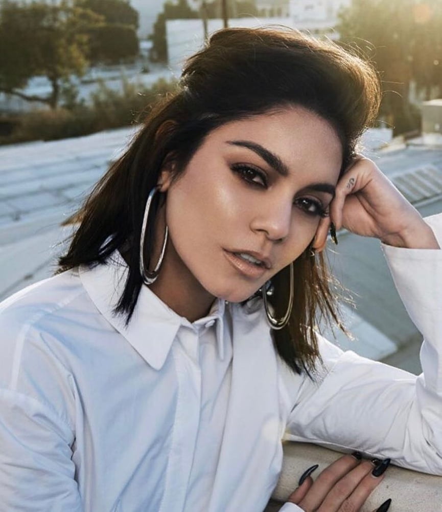 Vanassa Hudgens #90283790