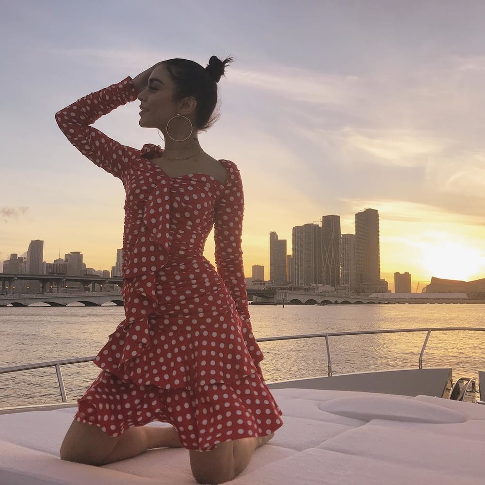 Vanassa Hudgens #90283792