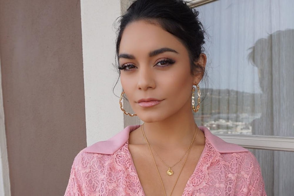 Vanassa Hudgens #90283811