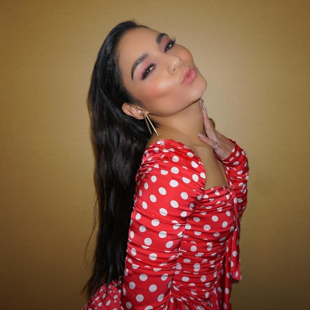 Vanassa Hudgens #90283814