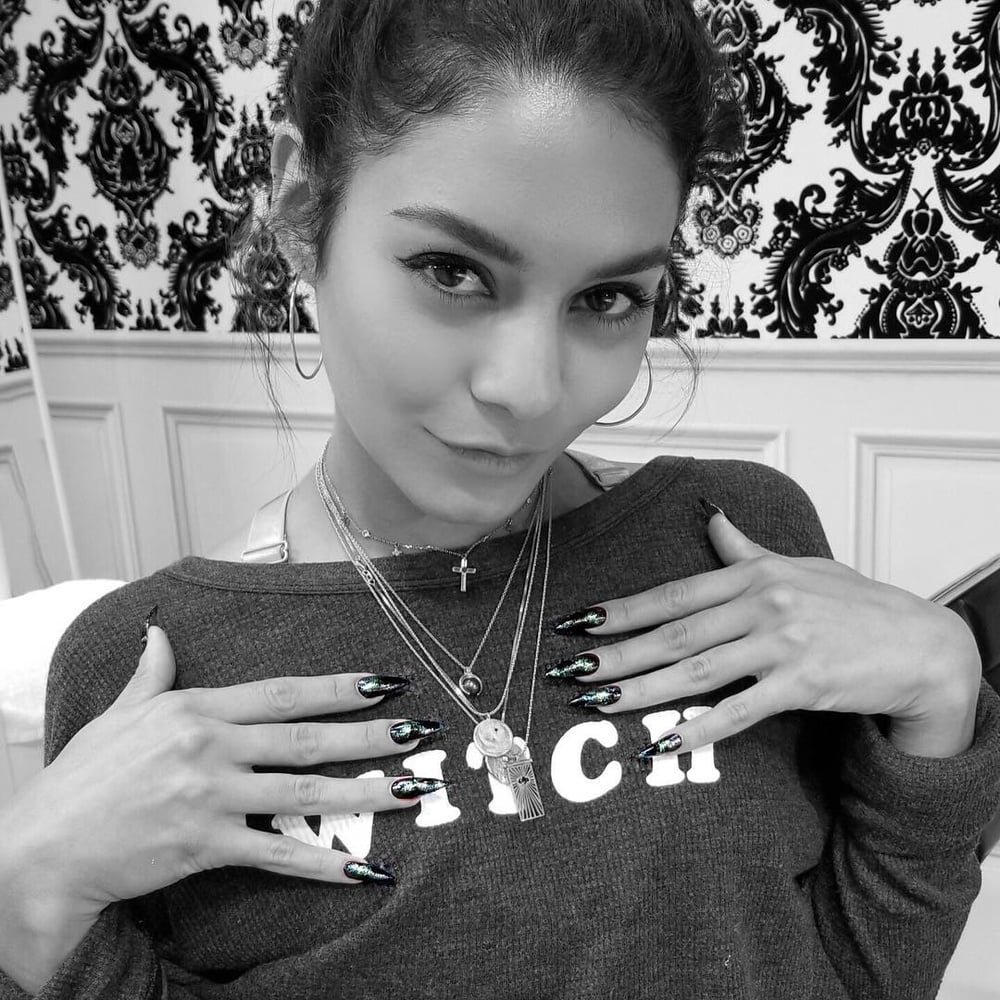 Vanassa Hudgens #90283908