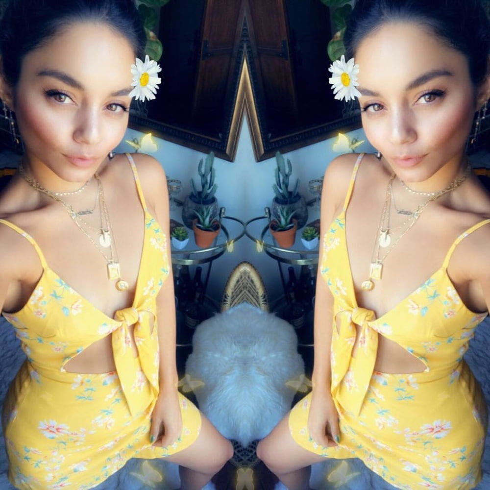 Vanassa Hudgens #90284049