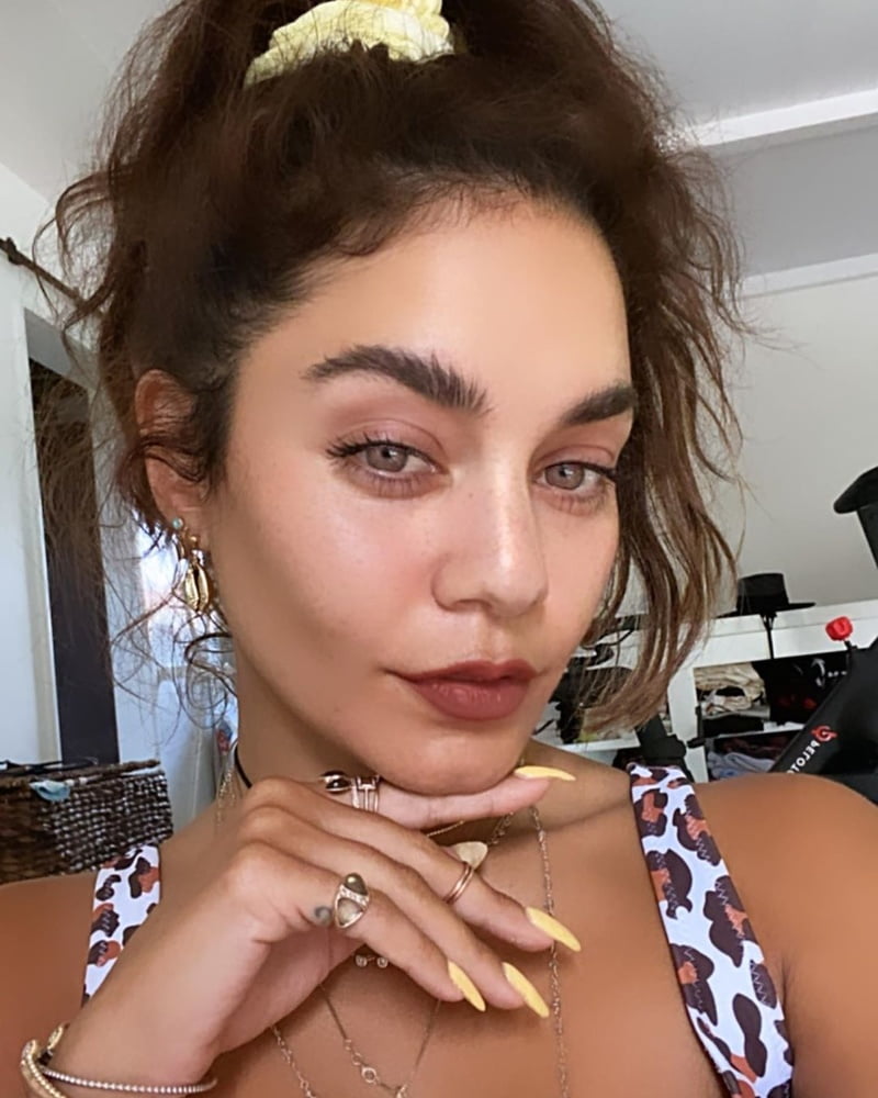 Vanassa Hudgens #90284512