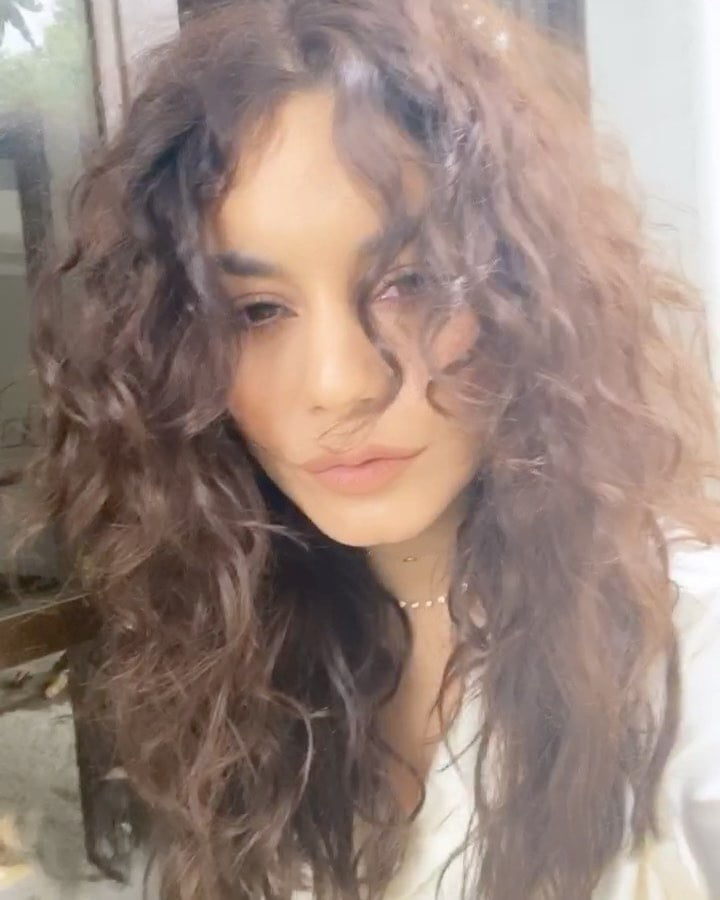Vanassa Hudgens #90284573