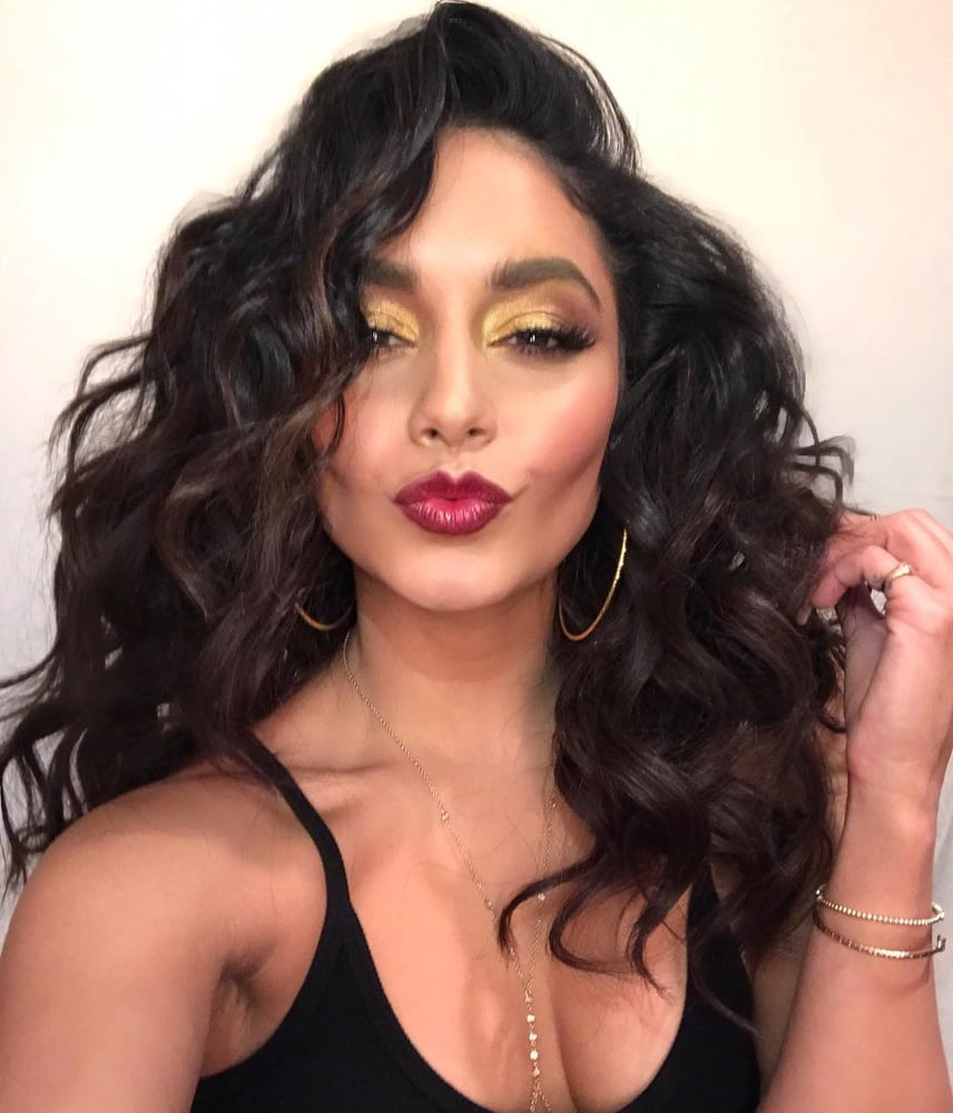 Vanassa Hudgens #90284577