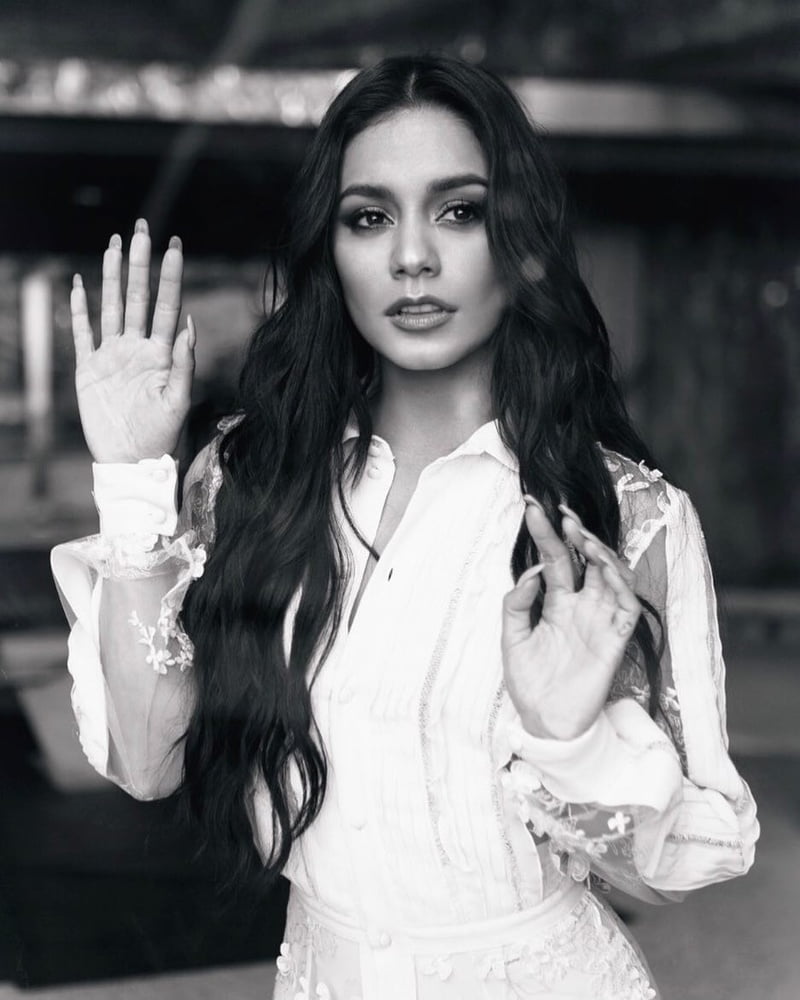 Vanassa Hudgens #90284618