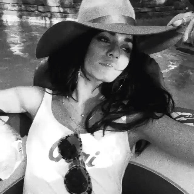 Vanassa Hudgens #90285052