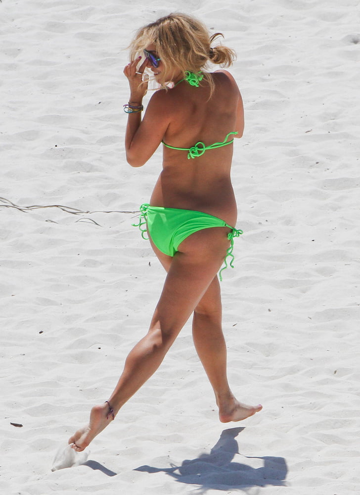 Vanassa Hudgens #90285264