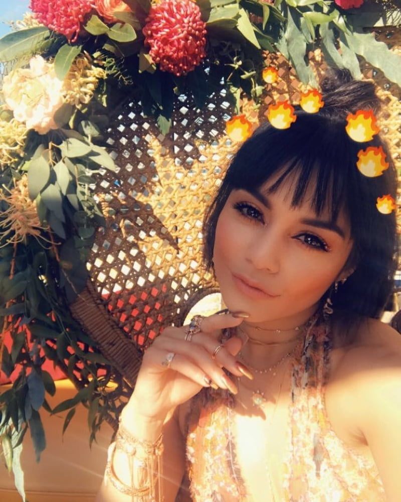 Vanassa Hudgens #90285285