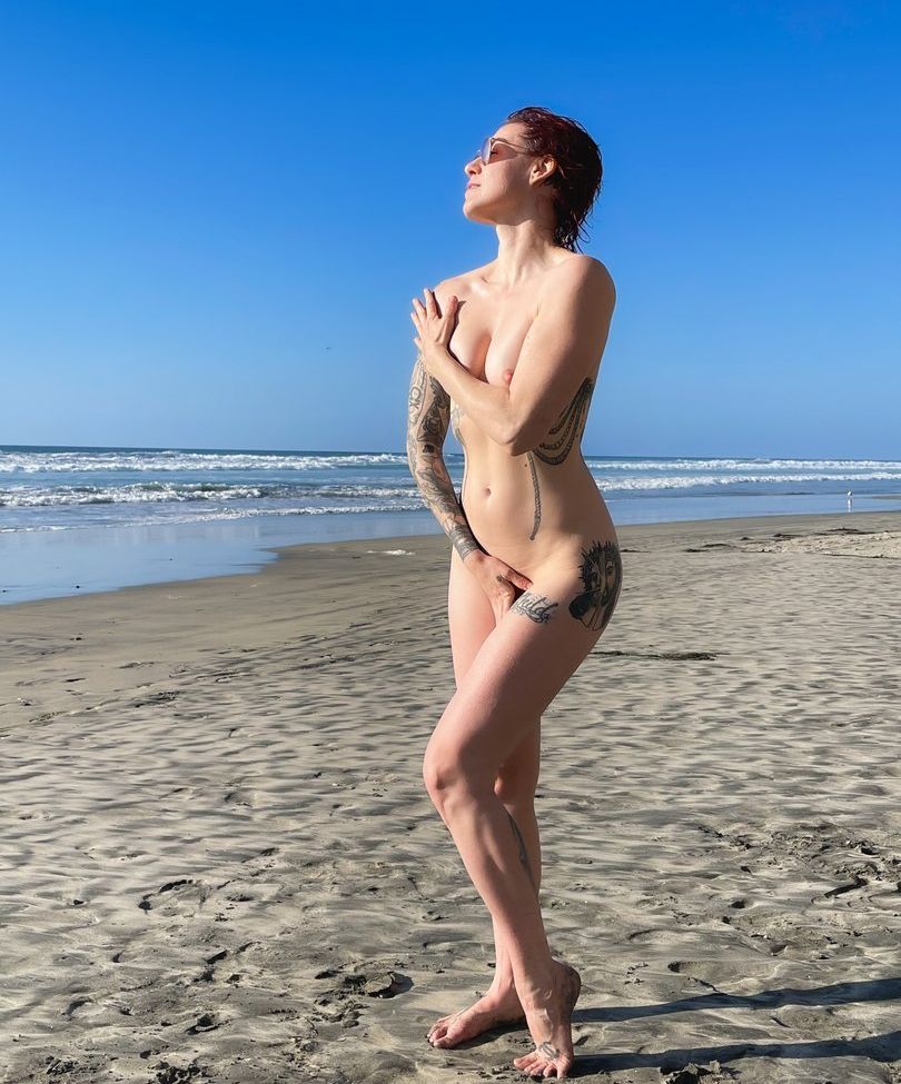 Comicbookgirl19 desnuda #109033911