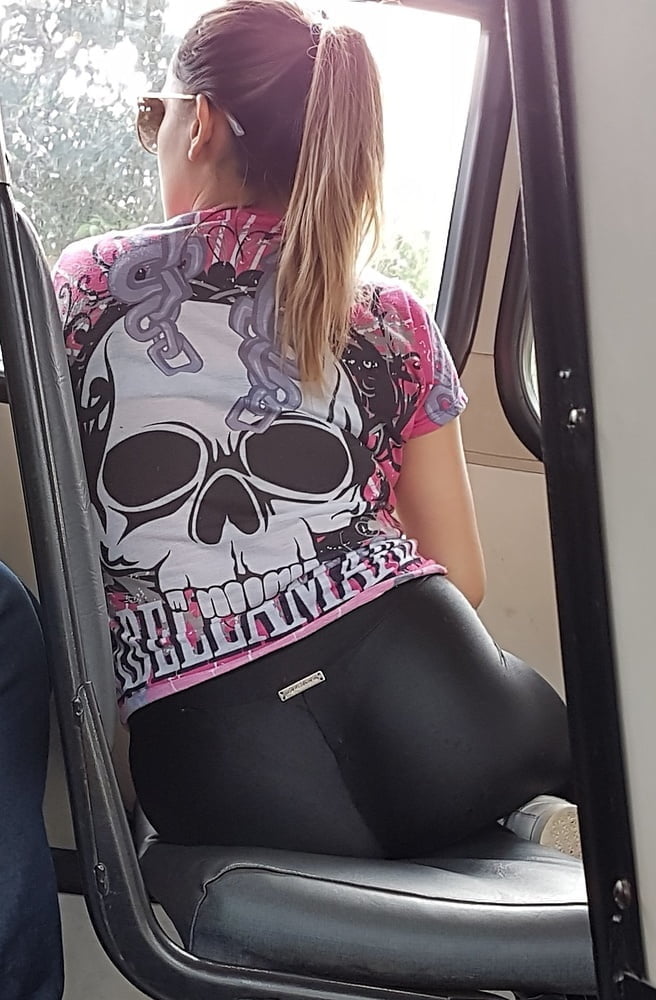 gostosa no onibus #80835913