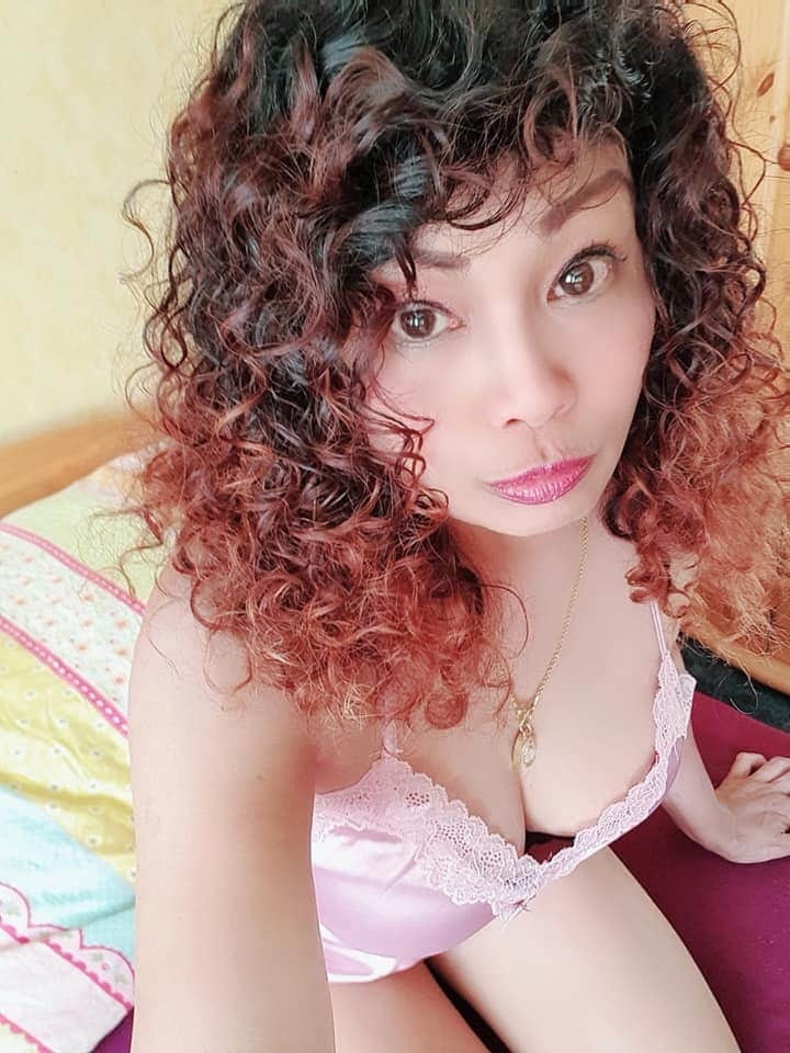 Janda, tetek besar, montok #88519664