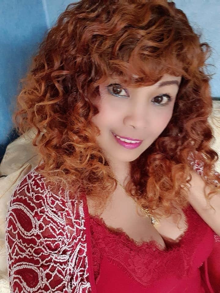 Janda, tetek besar, montok #88519688
