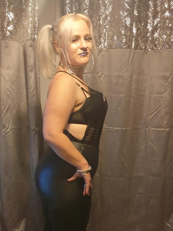 Great yarmouth blonde chav, pawg
 #90930921