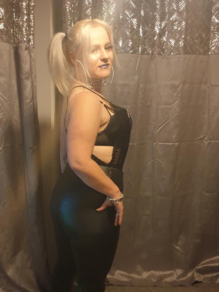 Great yarmouth blonde chav, pawg
 #90930924