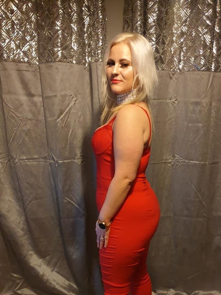 Great yarmouth blonde chav, pawg
 #90930926