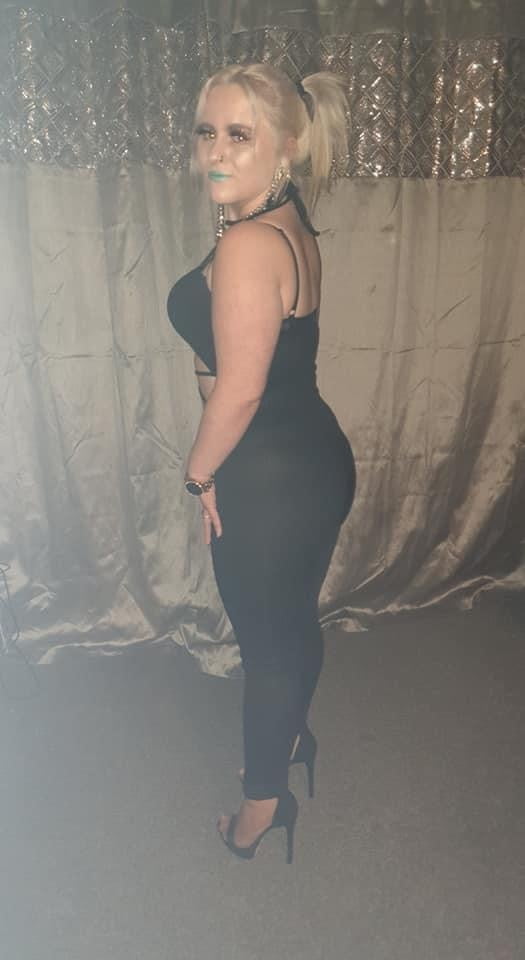 Great yarmouth blonde chav, pawg
 #90930929