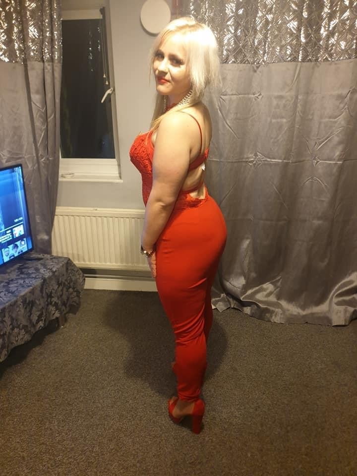 Great yarmouth blonde chav, pawg
 #90930932