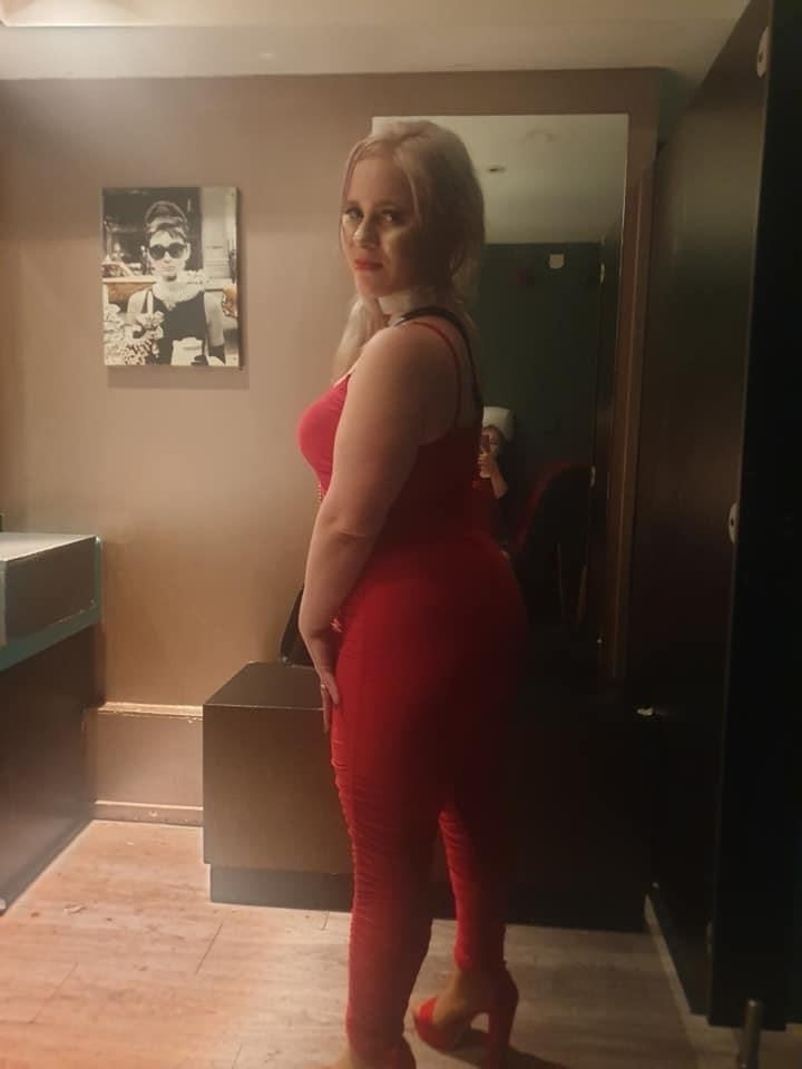 Great yarmouth blonde chav, pawg
 #90930935