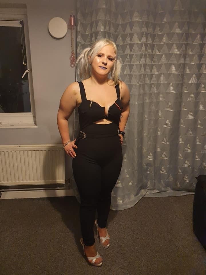 Great yarmouth blonde chav, pawg
 #90930940