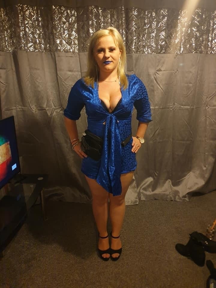 Great Yarmouth Blonde Chav, PAWG #90930955