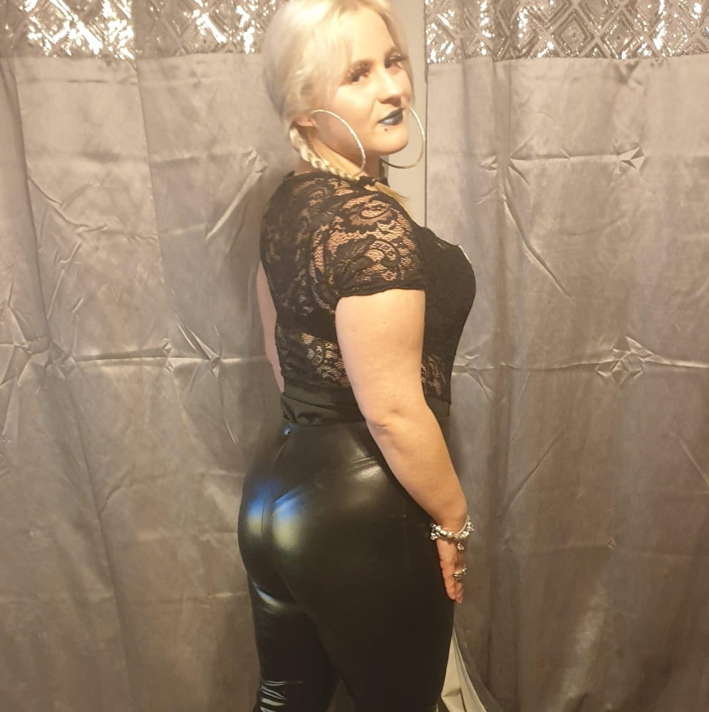 Great yarmouth blonde chav, pawg
 #90930966