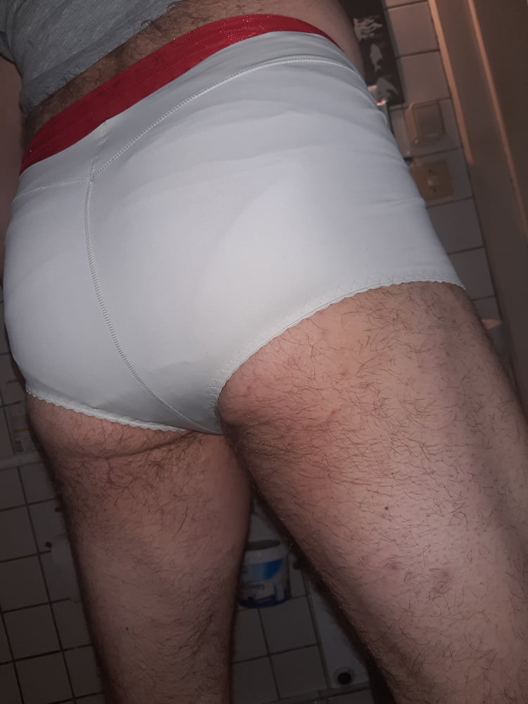 Slip und miederhose #105933714