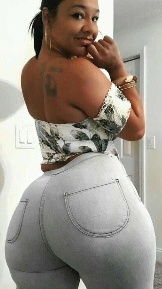 The Biggest Round Booty #97807177
