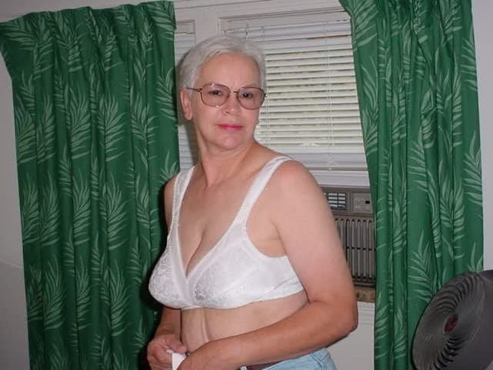 Ehefrauen von Freunden auf xhamster
 #105892475