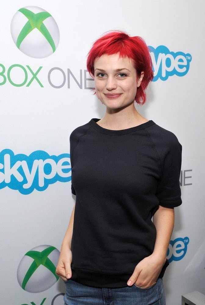 Alison sudol donna carina
 #100862197