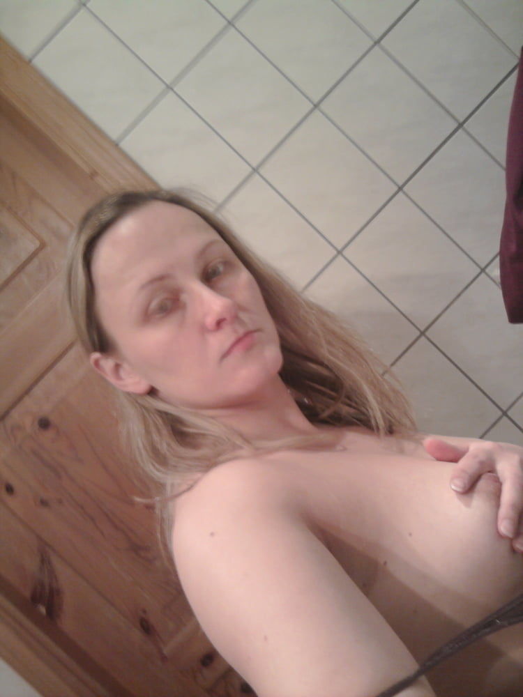 Jana from Estonia #79939307