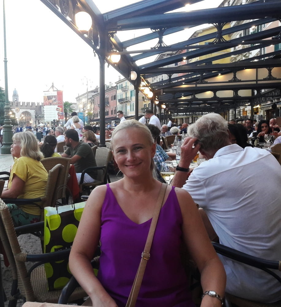 Jana aus Estland
 #79939415