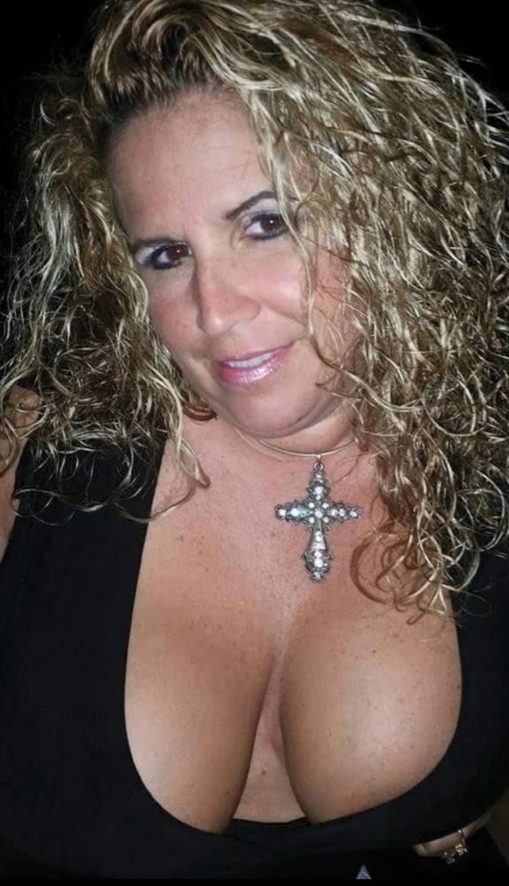 Fuckable Milfs und Gilfs 2
 #90349771